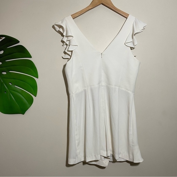 Amanda Uprichard Freeport Romper in Ivory - Picture 6 of 9
